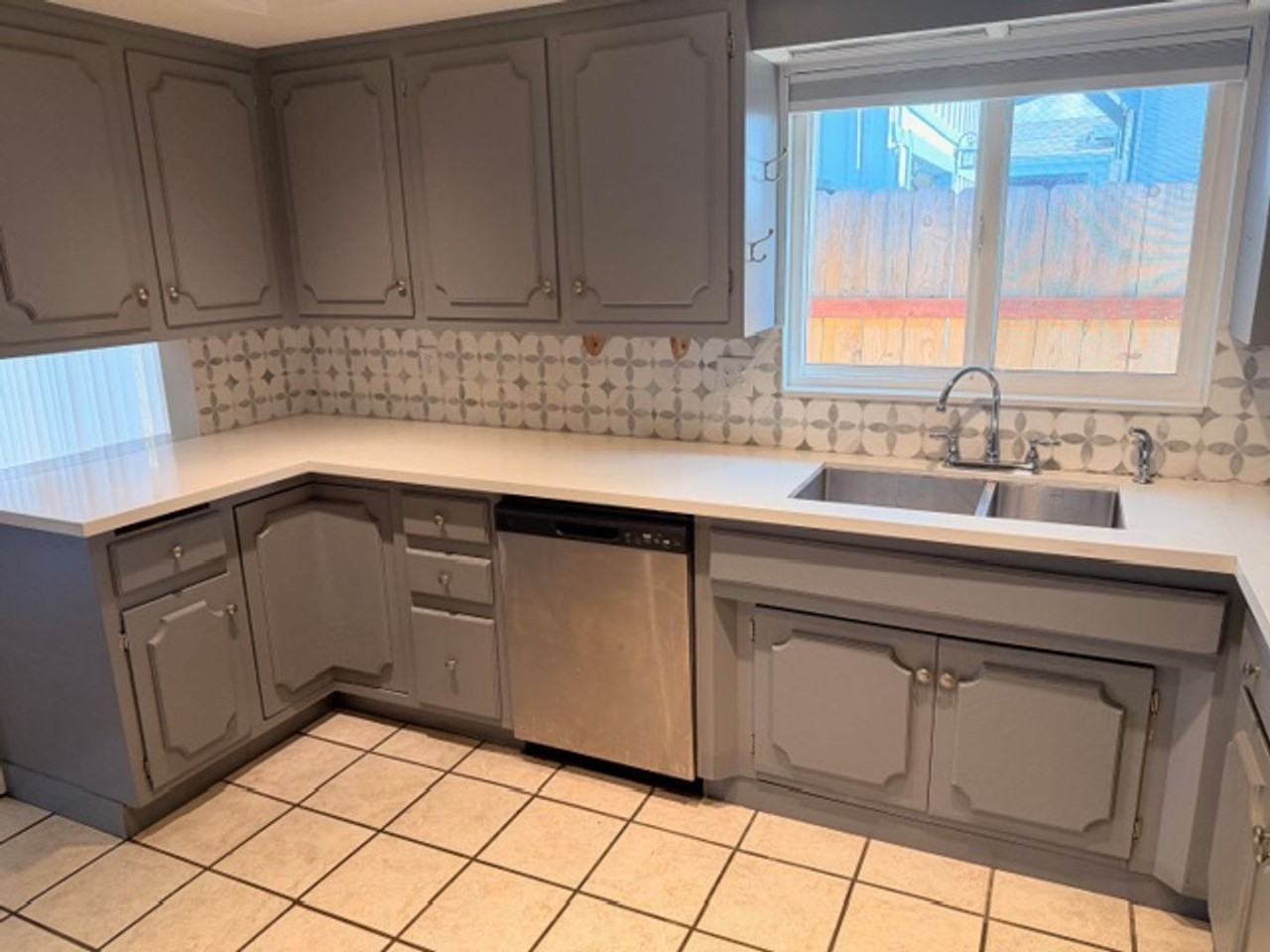 5151 Limerick Ave - Photo 4 of 18