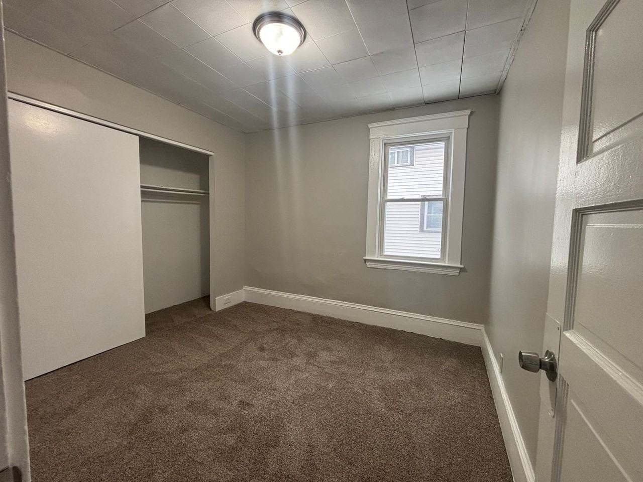 3543 W 50th St - Photo 5 of 9