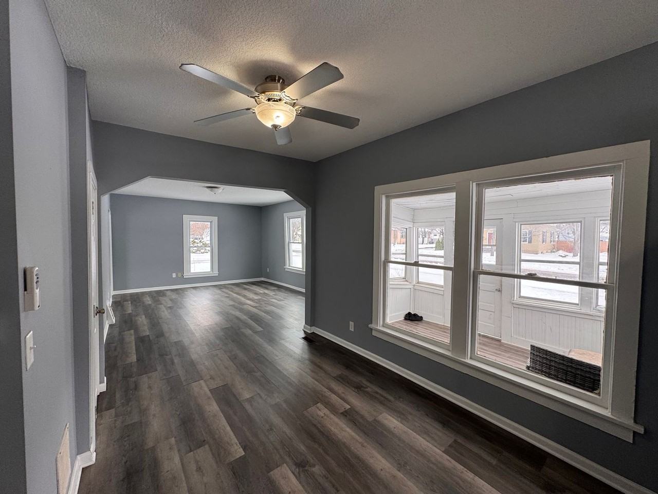 523 Tyler St - Photo 7 of 42