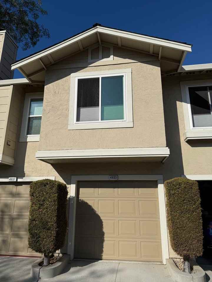 4933 Conway Ter - Photo 2 of 11