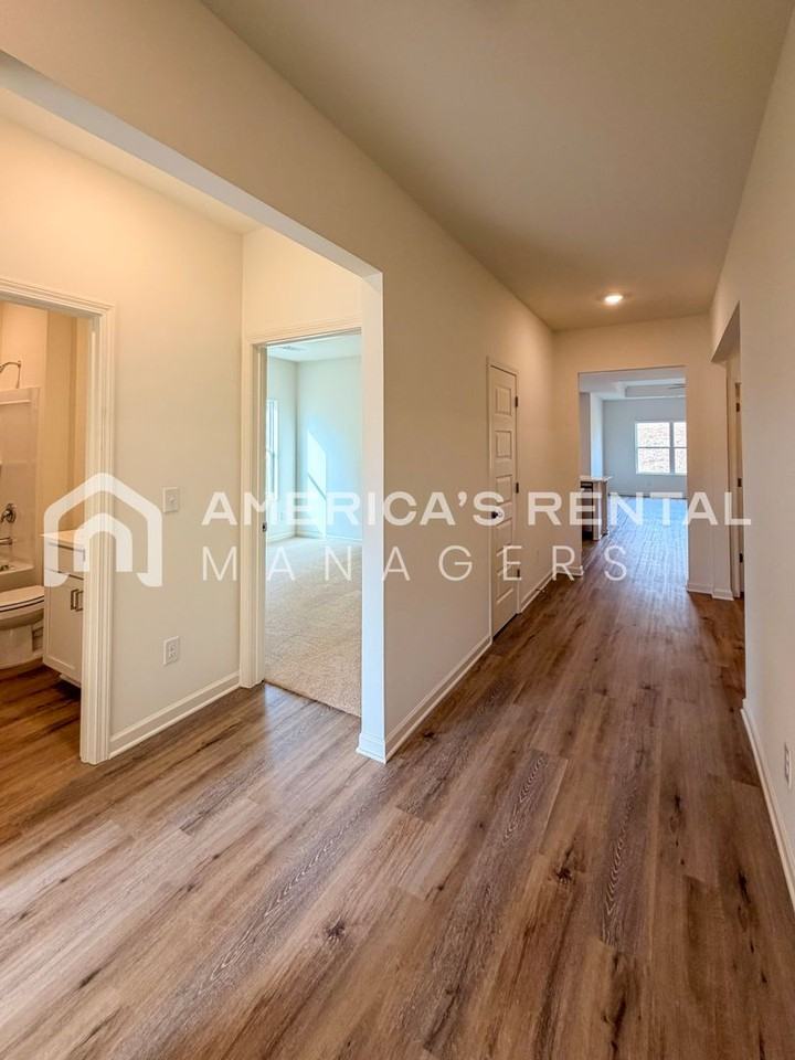 406 406 Parkway Gardens Ln - Photo 6 of 40