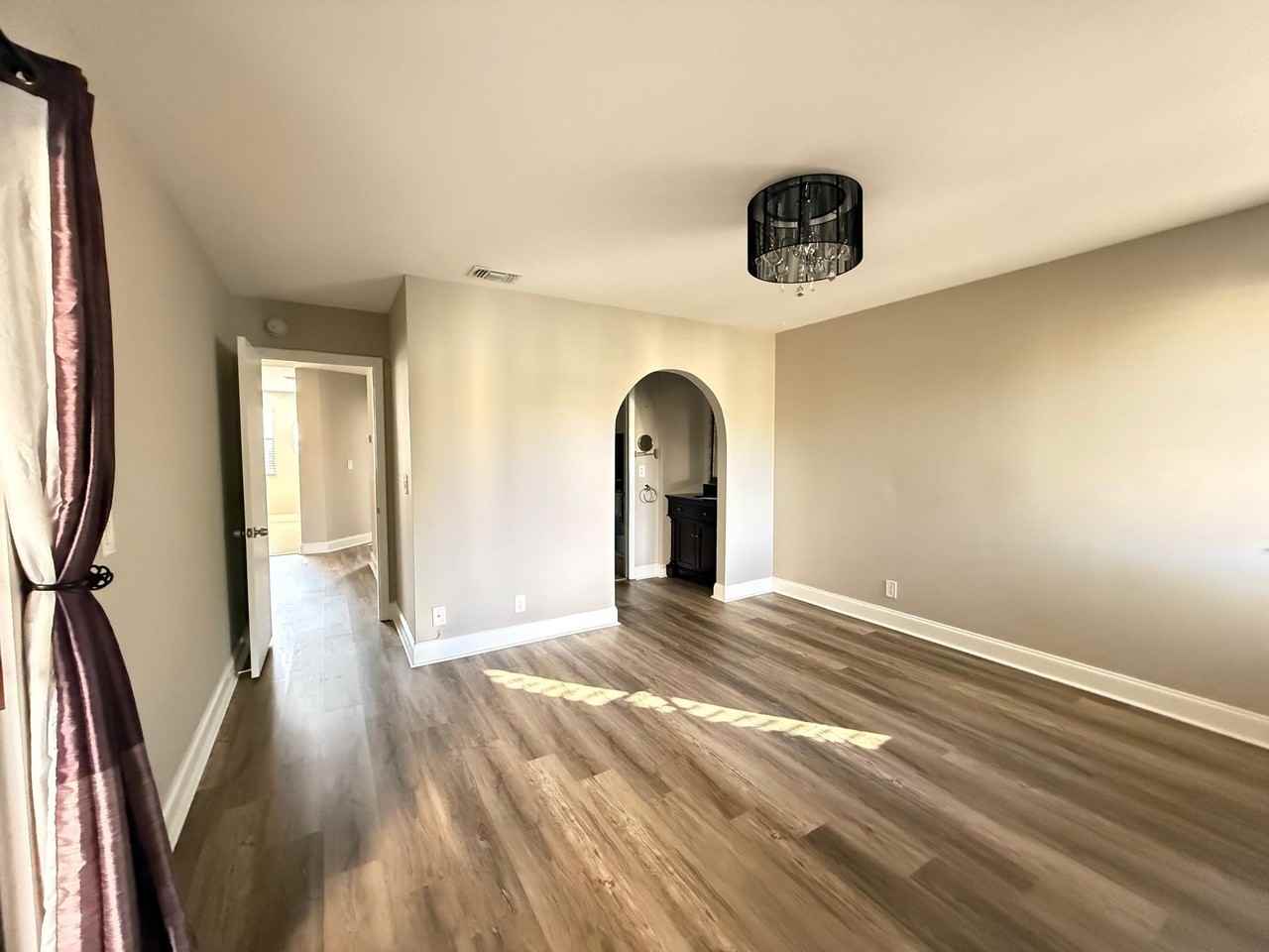 5781 Riverside Drive #201 - Photo 7 of 9