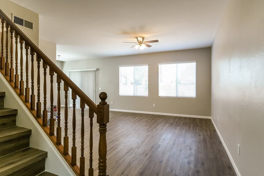 34818 N 31st Ave - Photo 4 of 17