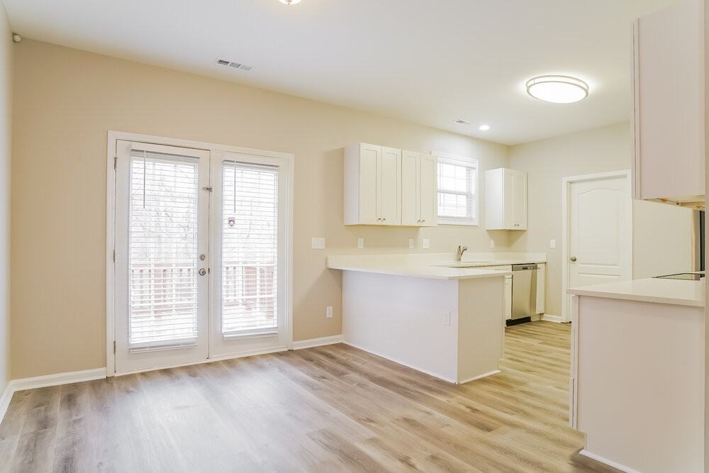 2533 Friendly Trl - Photo 6 of 16