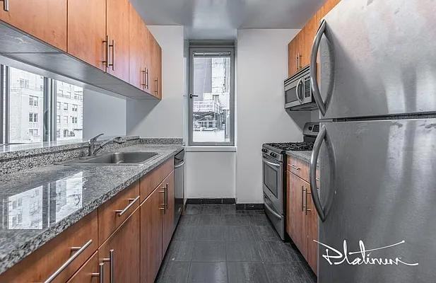 Gold St #710 - Photo 5 of 9