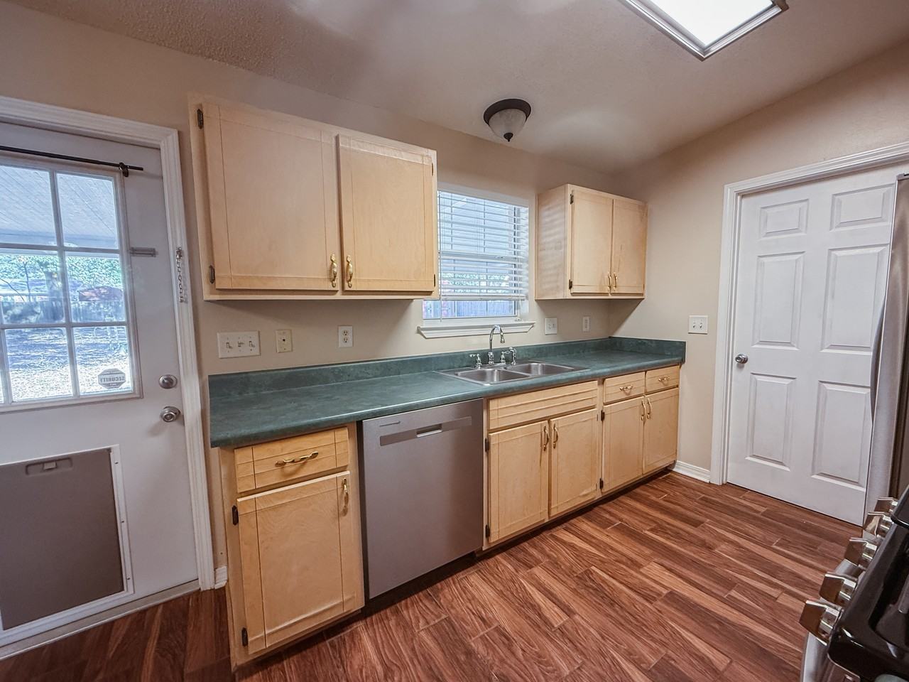 309 Adams Dr #323 - Photo 6 of 22