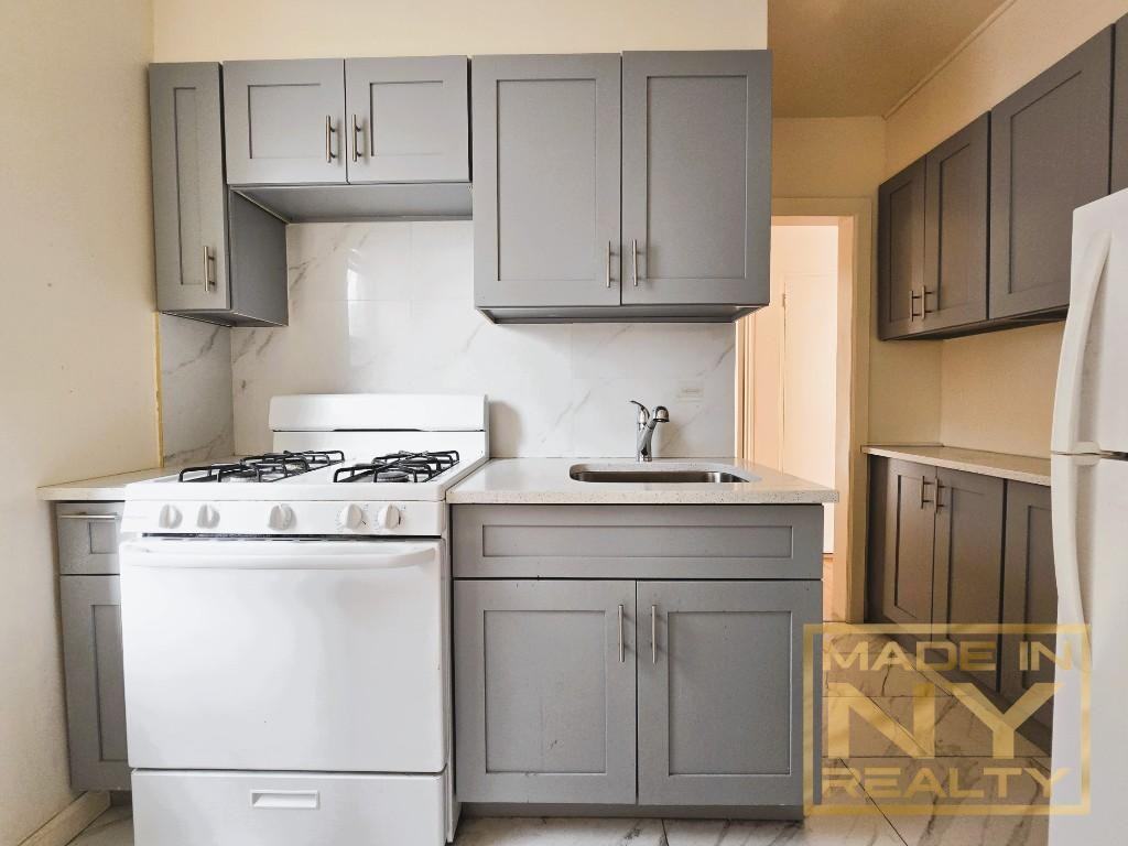 6441 Saunders St #5I2 - Photo 2 of 10