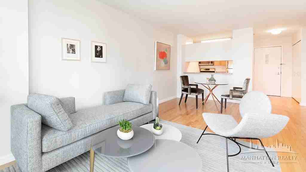 Gold St #17G - Photo 2 of 11