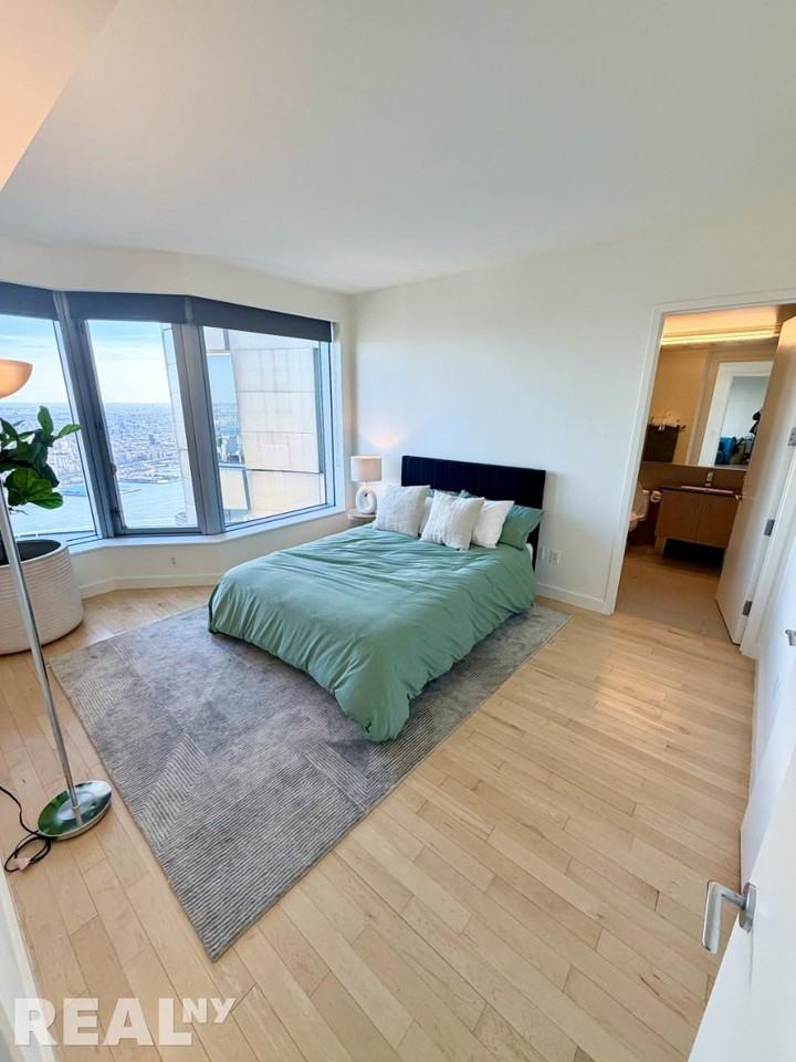 Spruce St #71C - Photo 4 of 8