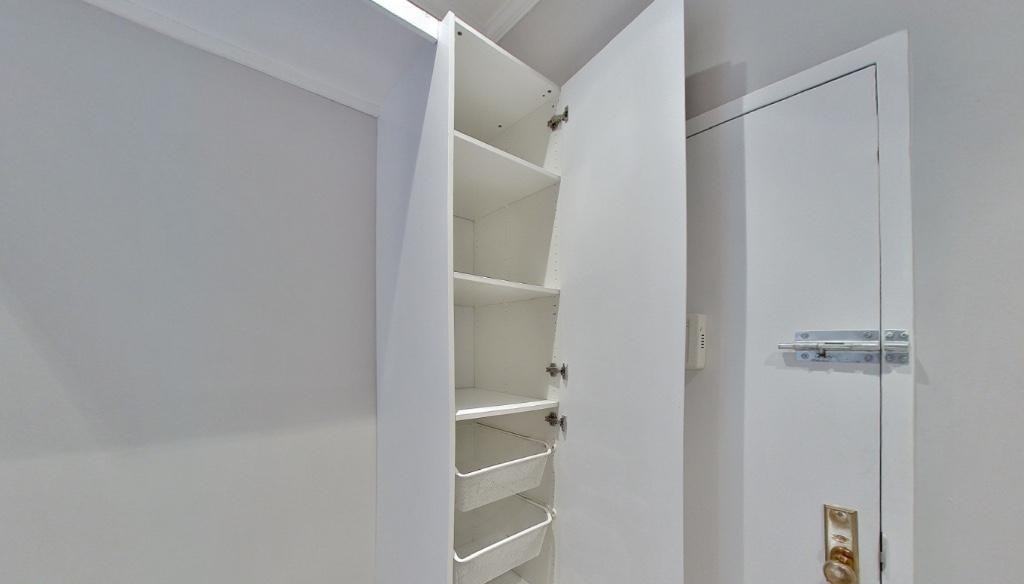 W 51st St #DA - Photo 3 of 3