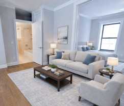 E 100th St #2D - Photo 1 of 1