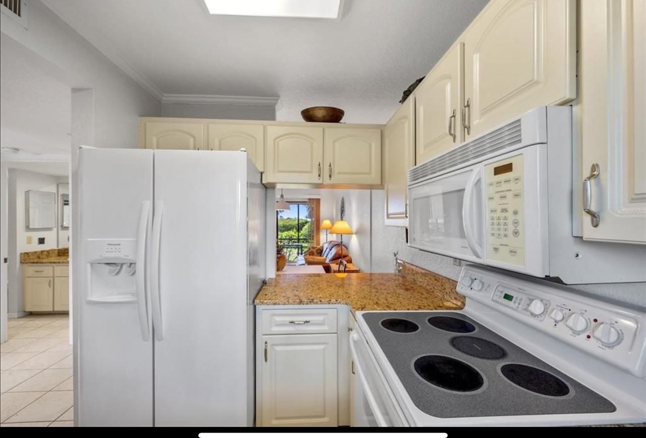 3221 White Ibis Ct #D1 - Photo 4 of 11
