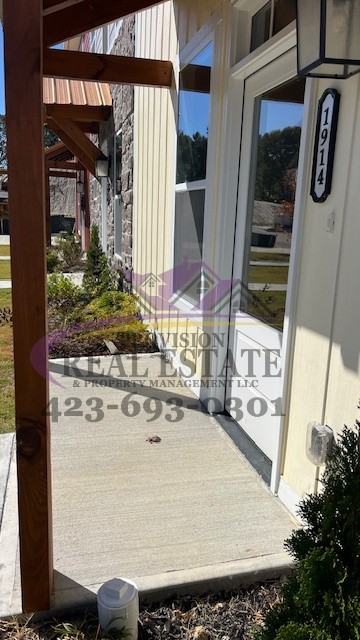 1914 Cypress Ln - Photo 2 of 25