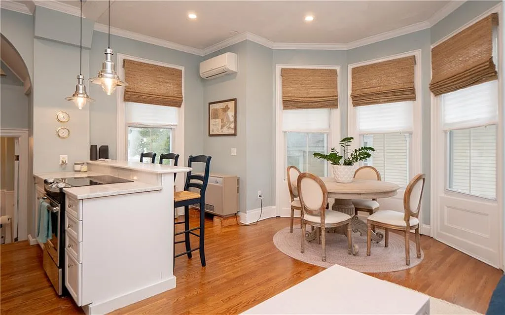 67 Perry St - Photo 3 of 19