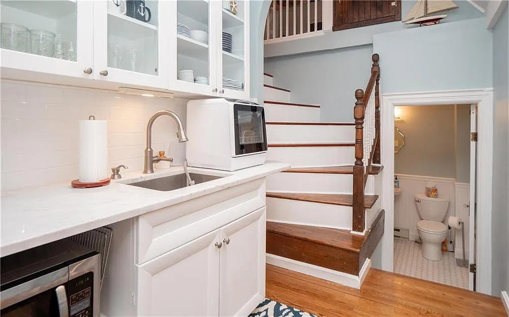 67 Perry St - Photo 6 of 19