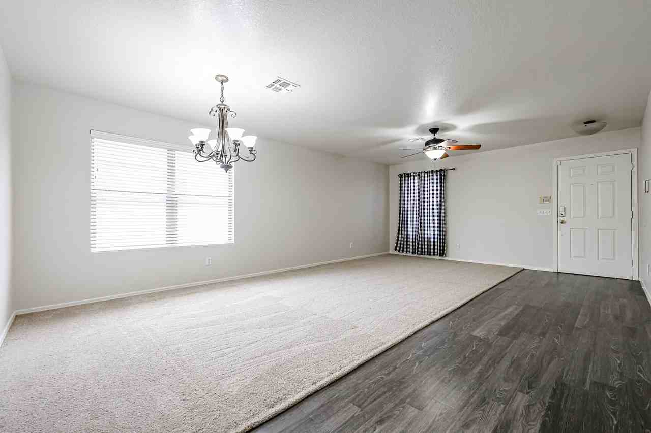 8554 E Meseto Ave - Photo 7 of 32