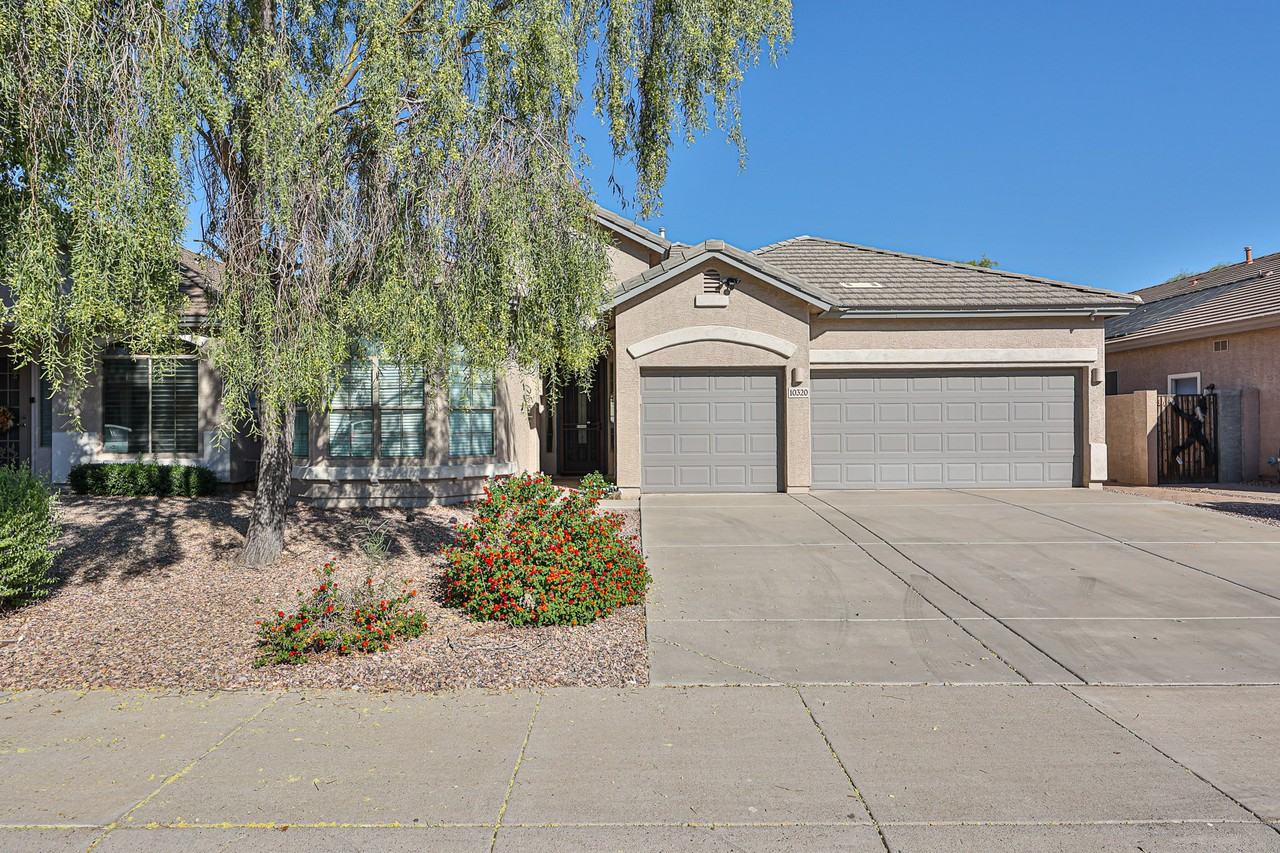 10320 W Cashman Dr - Photo 2 of 30