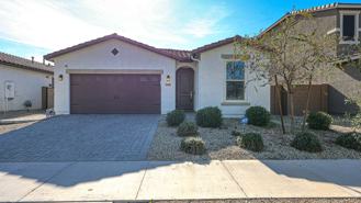 15689 W Woodlands Ave - Photo 1 of 1