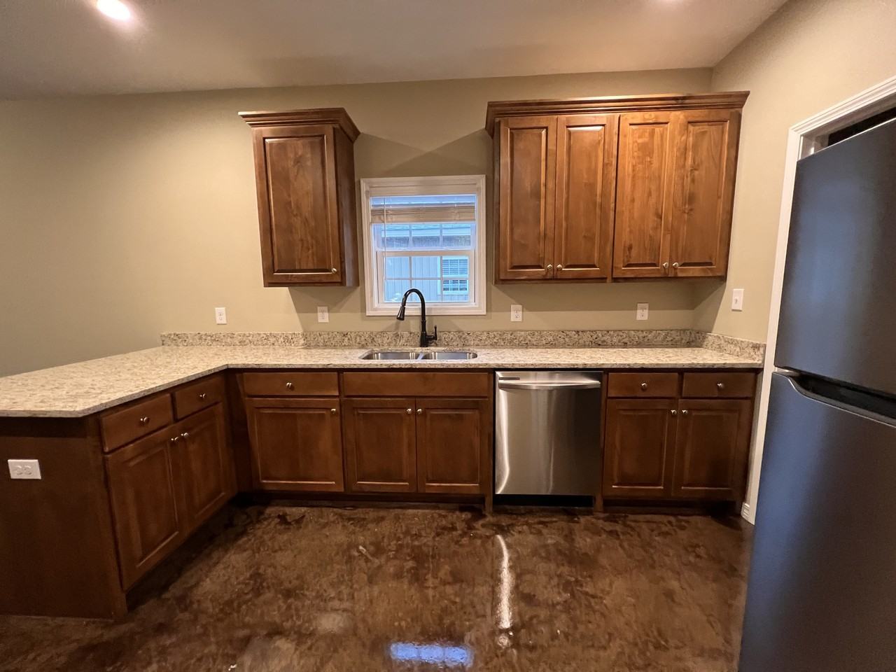 33048B Stables Dr - Photo 7 of 19