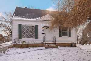 featured image of 20540 Fuller Ave