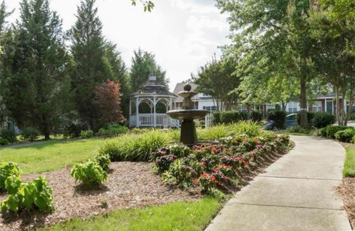 1705 Pergola Pl - Photo 4 of 10