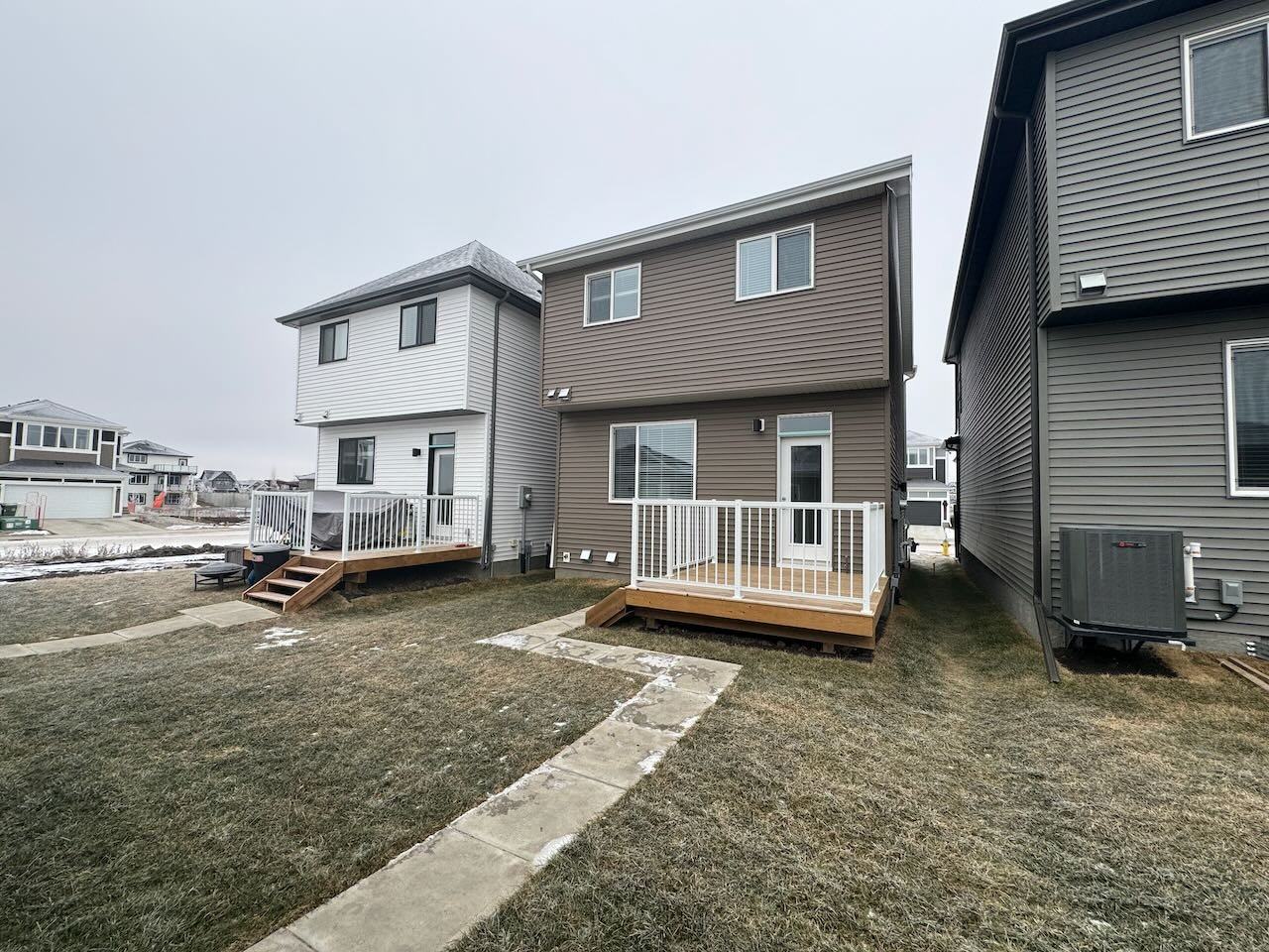 126 Stiles Bend - Photo 2 of 32