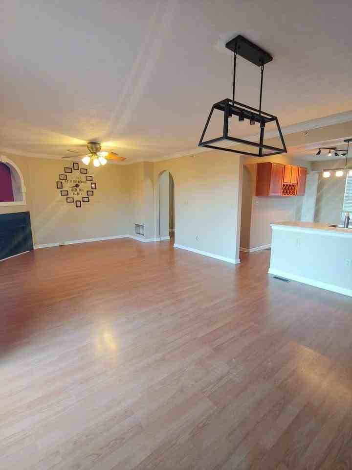 115 Mountain Dr - Photo 3 of 32