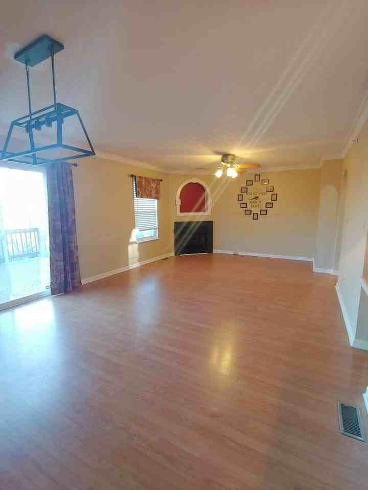 115 Mountain Dr - Photo 6 of 32