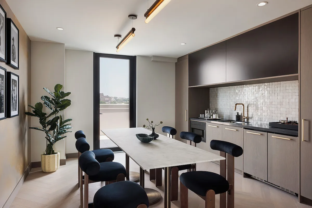 380 4th Ave #4F - Photo 2 of 27