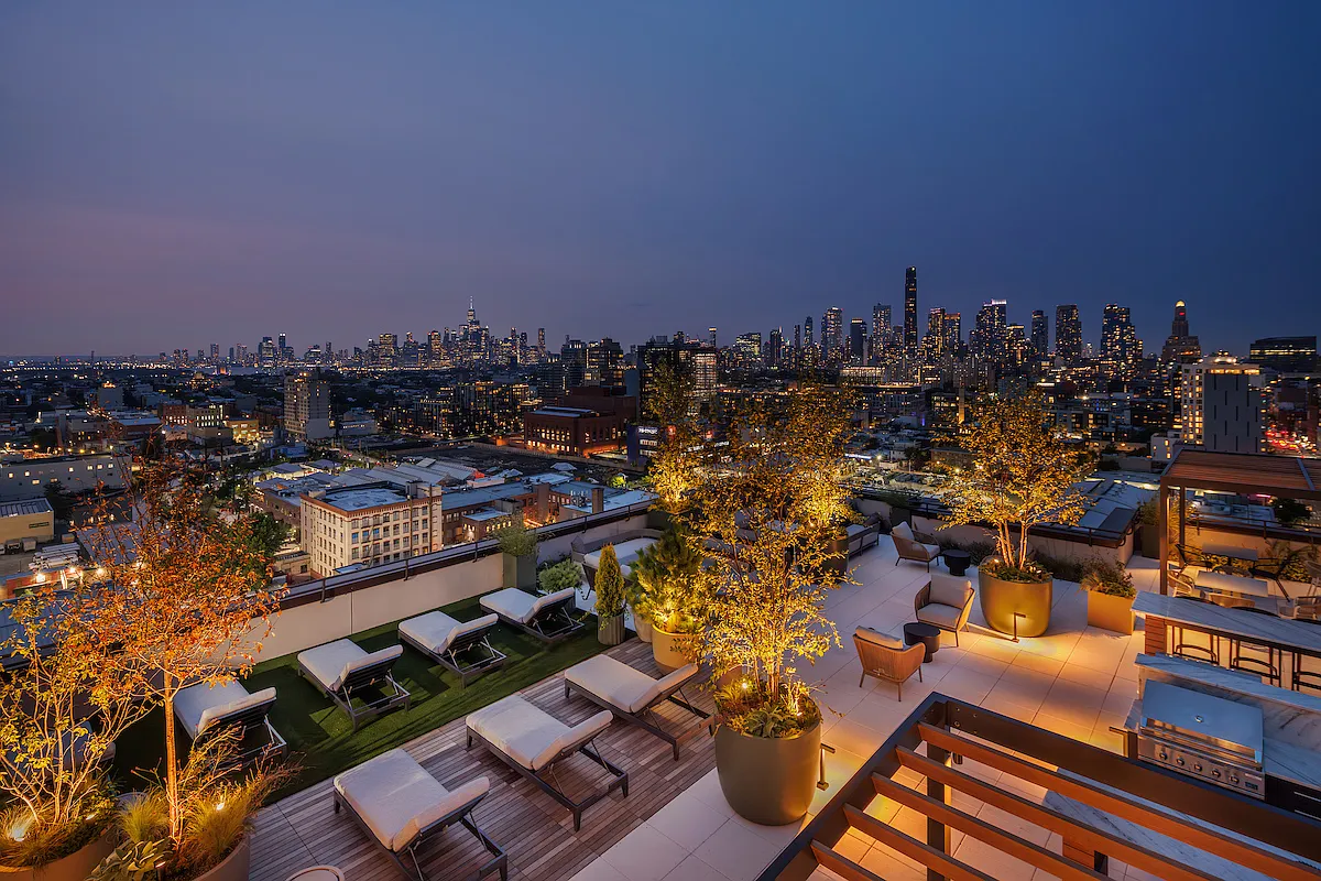 380 4th Ave #4F - Photo 4 of 27