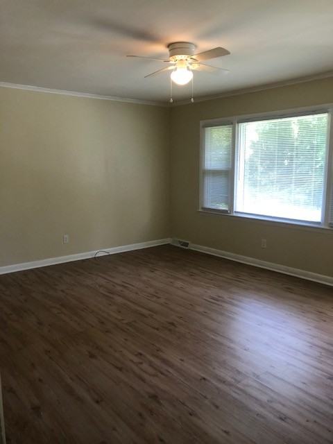 716 Brown Ave - Photo 5 of 9