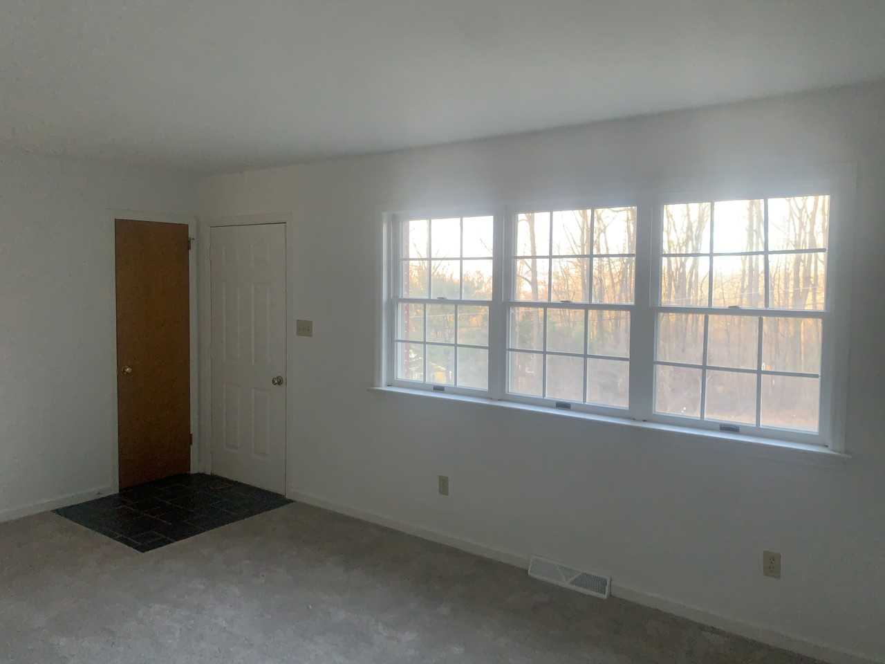 434 Shirktown Rd - Photo 4 of 31