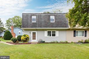 featured image of 214 Scotts Manor Dr