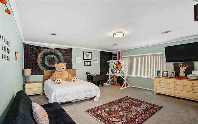 4366 E Phillips Blvd - Photo 6 of 10