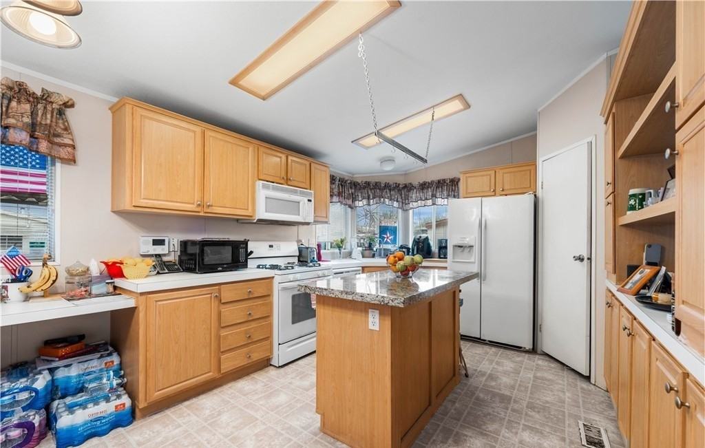 2330 E Avenue J8 - Photo 7 of 15