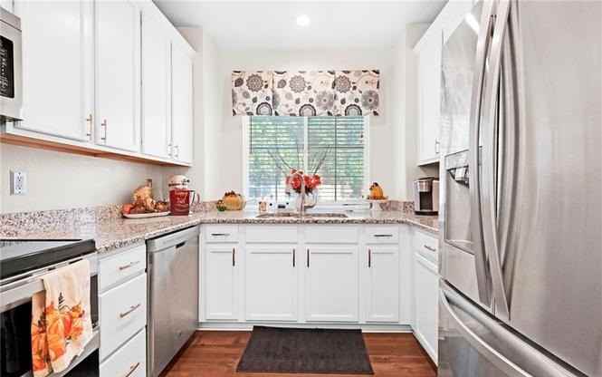 3531 Snowmass Ln - Photo 5 of 15