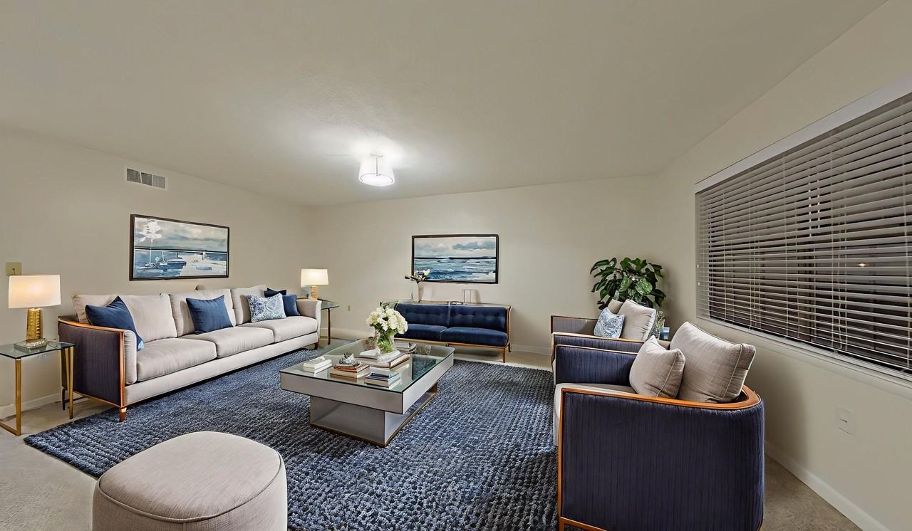 1066 5th Ave - Photo 4 of 22