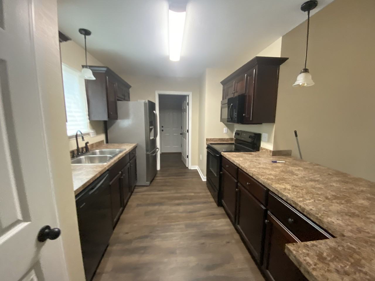 2767 Braswell St - Photo 6 of 31