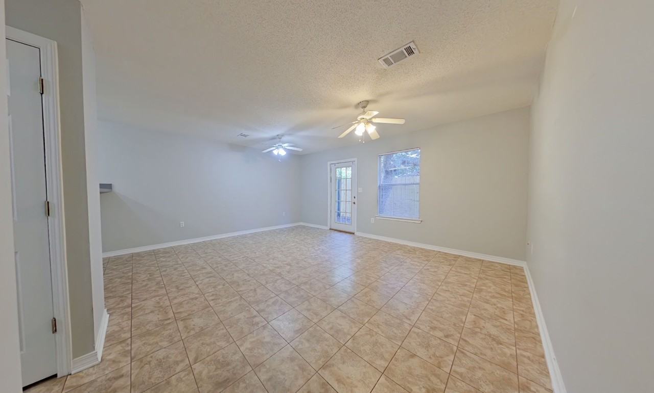 475 Keystone Rd - Photo 5 of 16