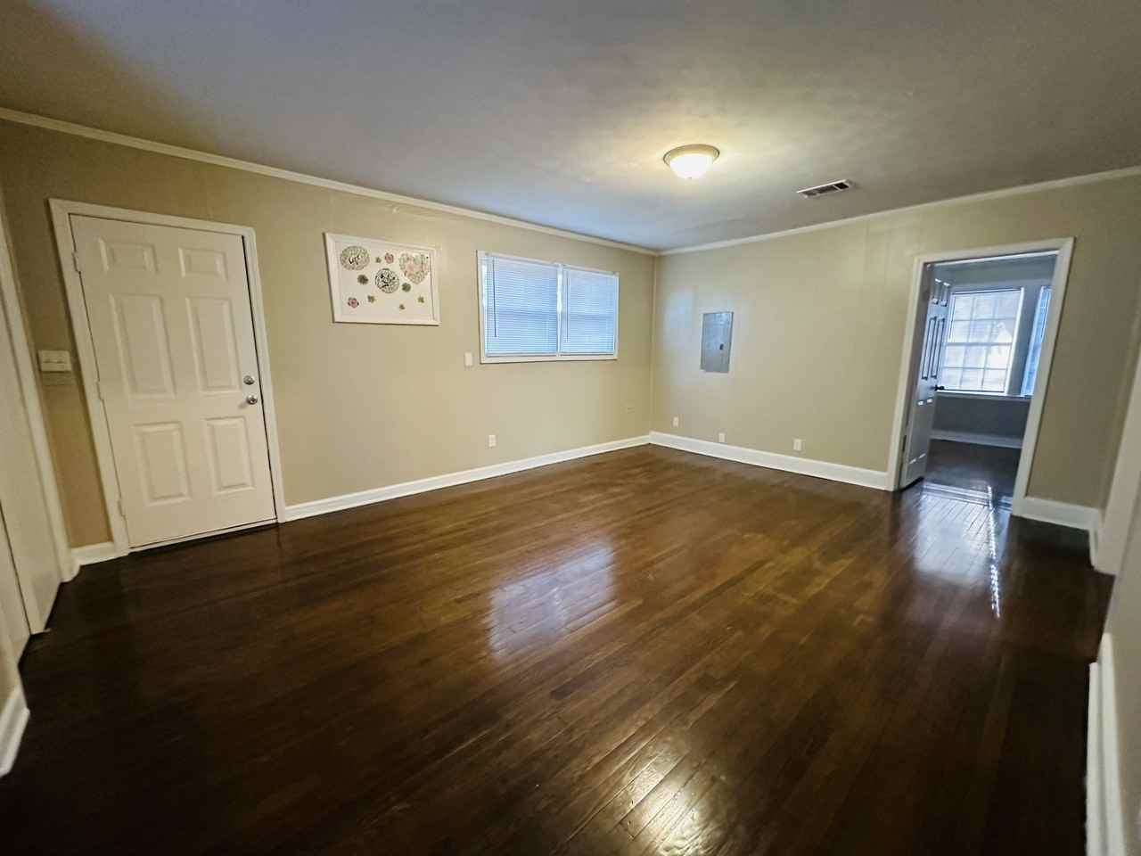 2416 Malone Ave - Photo 5 of 11