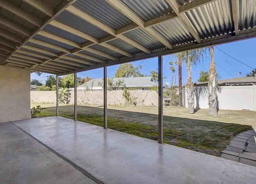 8653 Larkin Ct #8653 - Photo 2 of 9