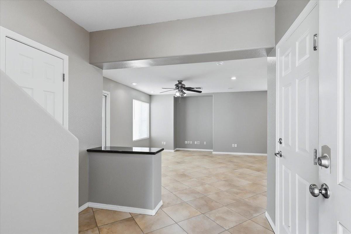 7404 Celosia St #1 - Photo 3 of 25