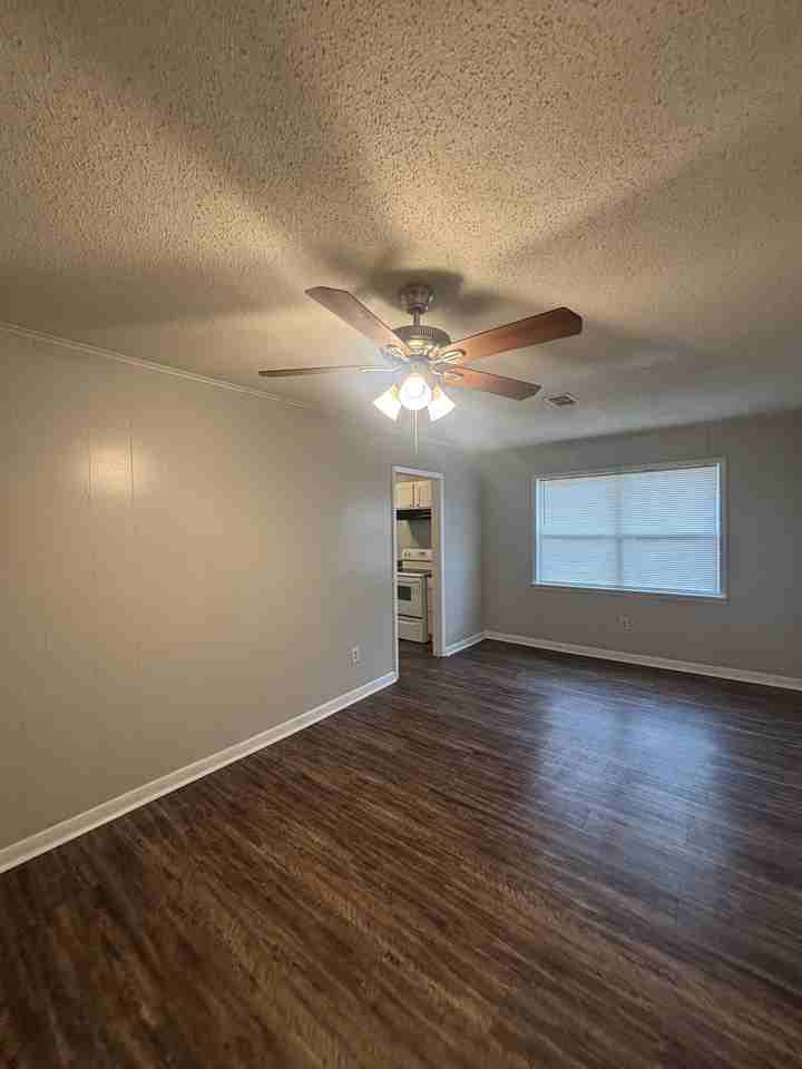 22 Evergreen Dr - Photo 7 of 19