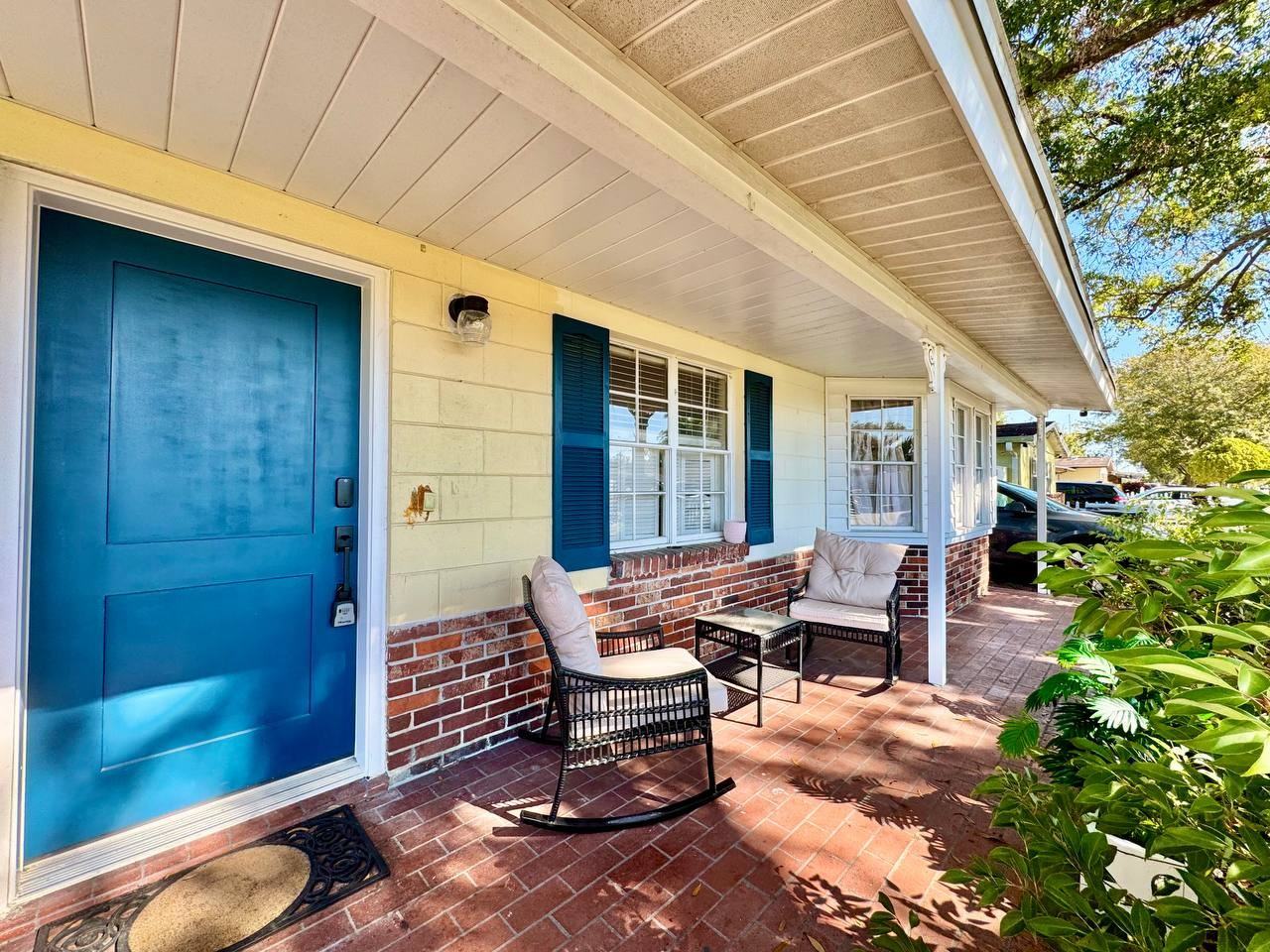 2703 Westhigh Ave - Photo 3 of 32