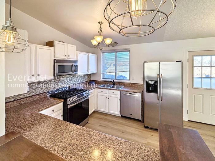 19517 E Purdue Pl - Photo 2 of 33