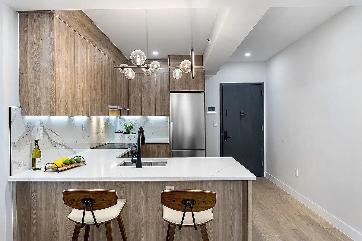 1454 31st Ave #5B - Photo 2 of 11