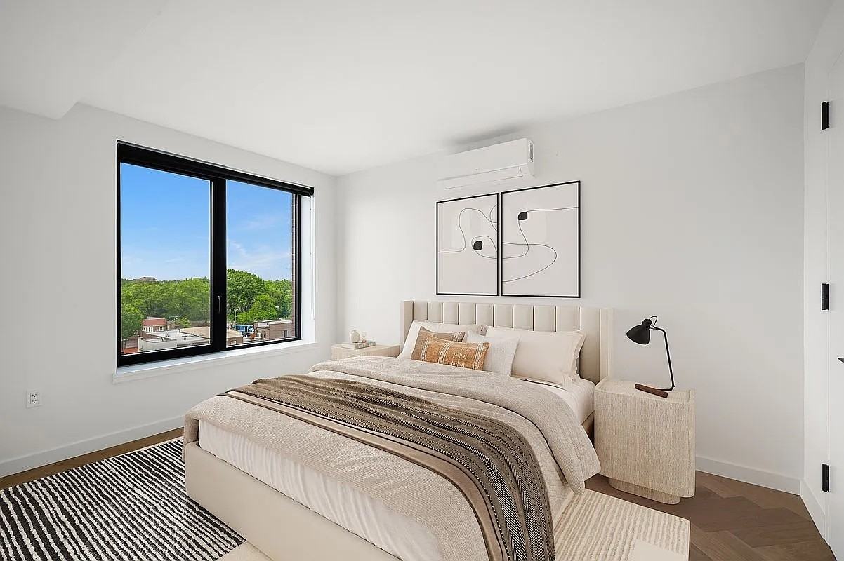 2254 46th St #503 - Photo 3 of 5