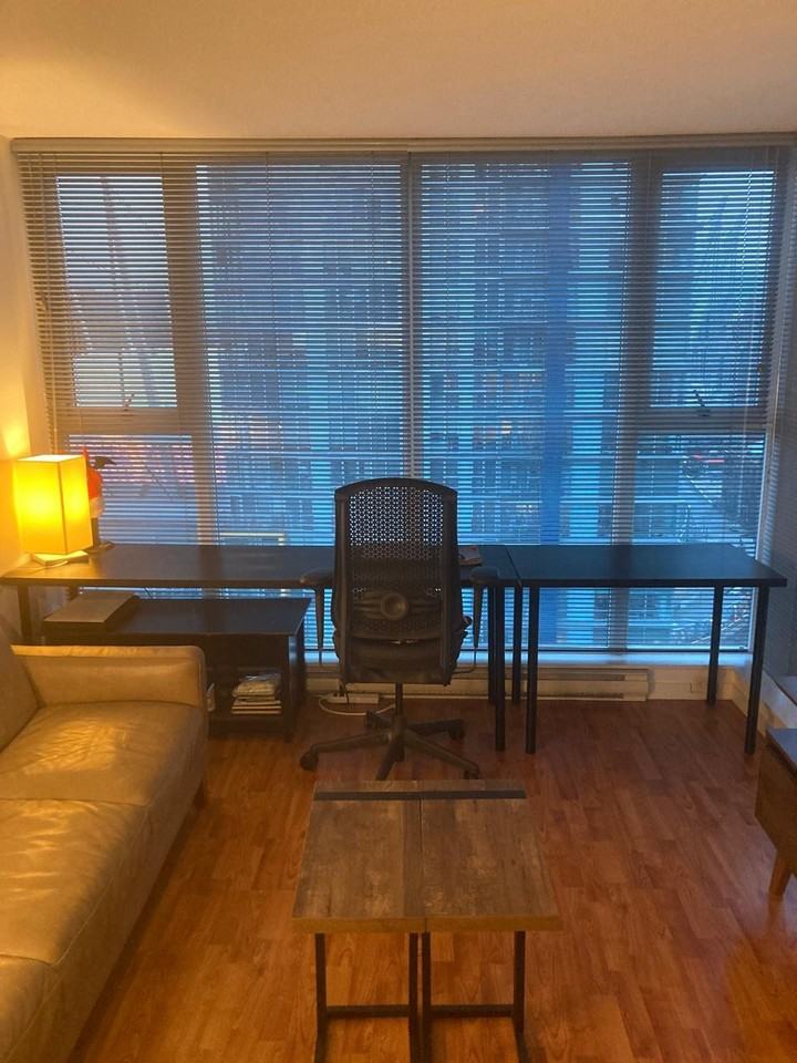 131 Regiment Square #na