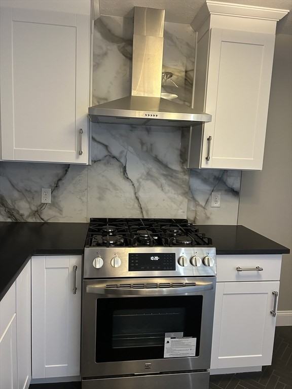 18 Ashcroft St #301 - Photo 4 of 11