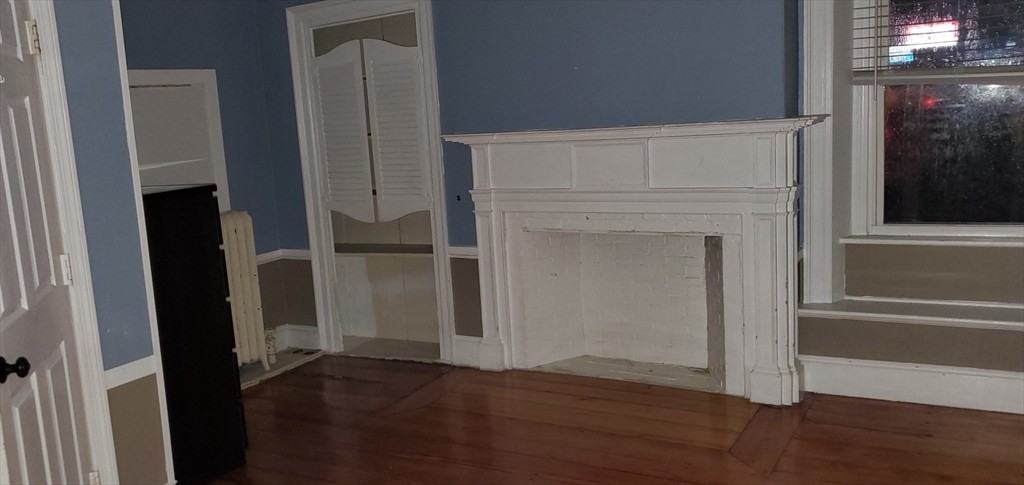 458 Market St #2 - Photo 4 of 12